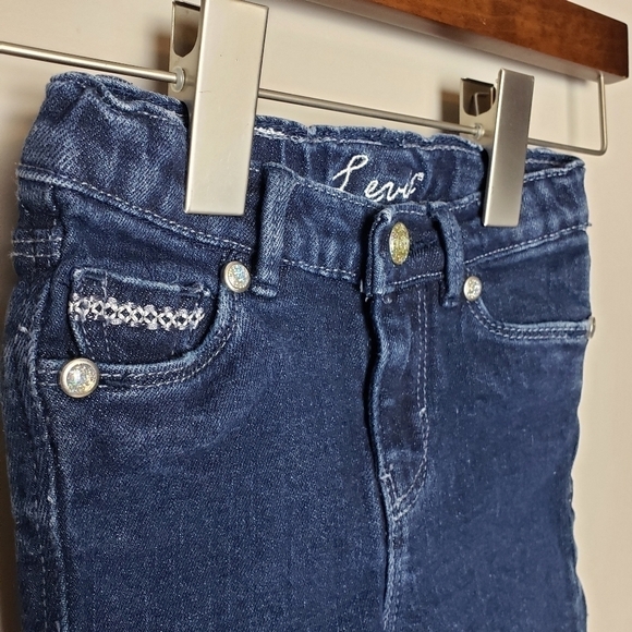 Girls Dark Wash Denim Levi's Jeans size 4 - Picture 3 of 10